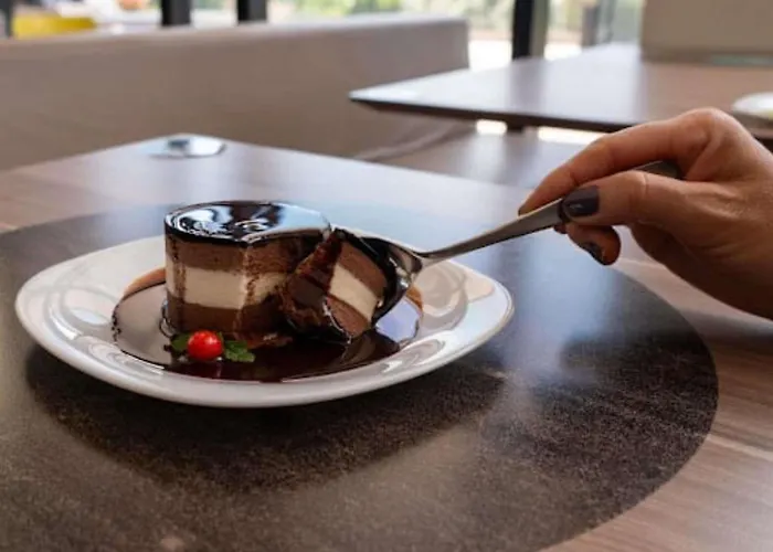 Ibis Styles TaubateHotel Em